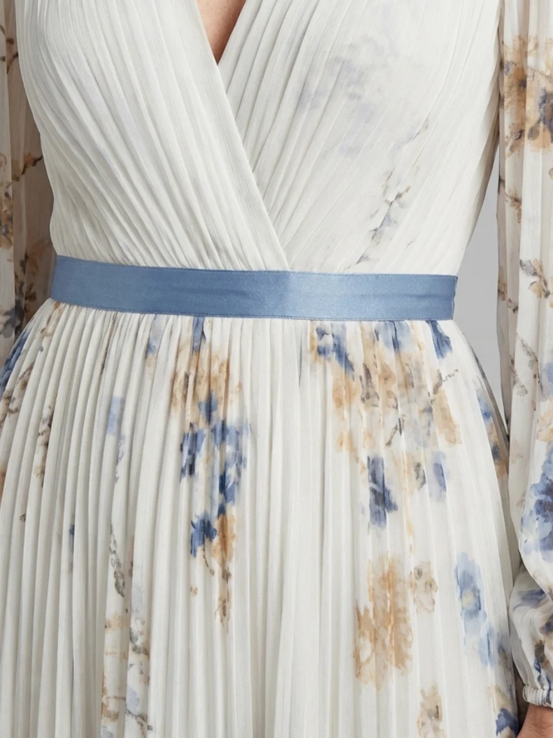 Emma – Elegantes Langarmkleid mit V-Ausschnitt für Damen