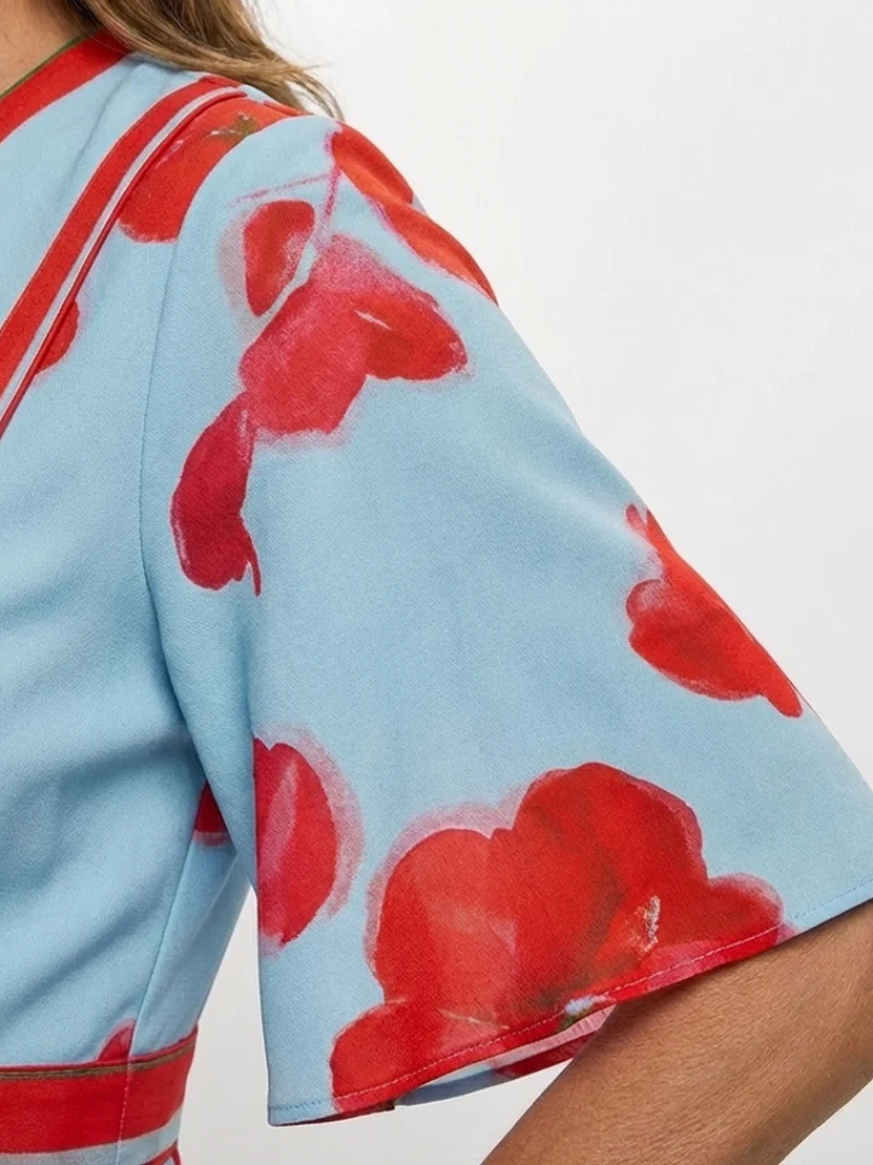 Lina – Elegantes Kurzarmkleid mit Blumenmuster für Damen