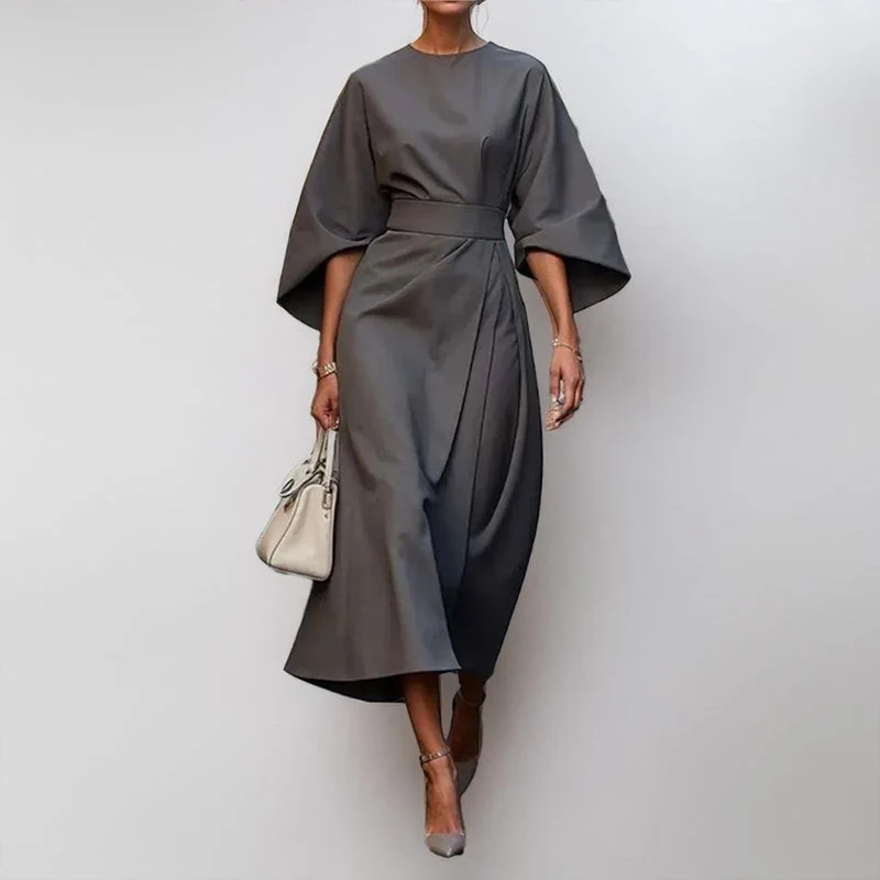 Paula – Elegantes Satinkleid mit Fledermausärmeln für Damen