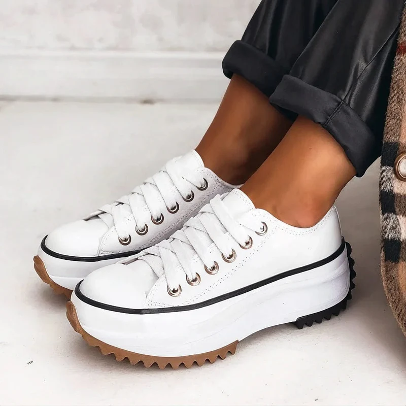 Luisa – Trendige orthopädische Sneaker für Damen
