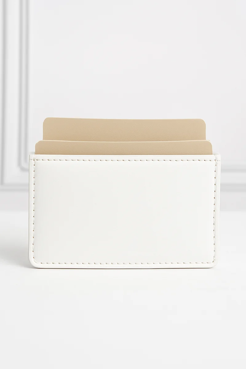 Alina – Schicke Handtasche mit Schal-Detail