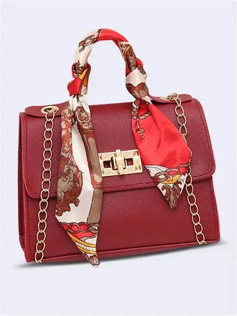 Alina – Schicke Handtasche mit Schal-Detail