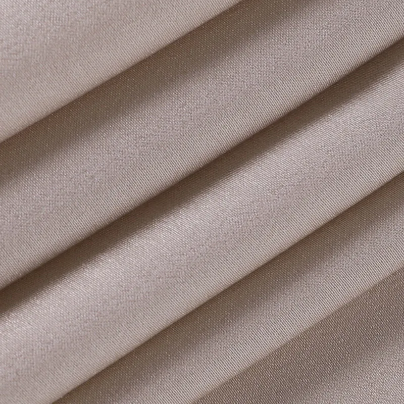 Charlotte – Elegantes, stilvolles Brautkleid für Frauen