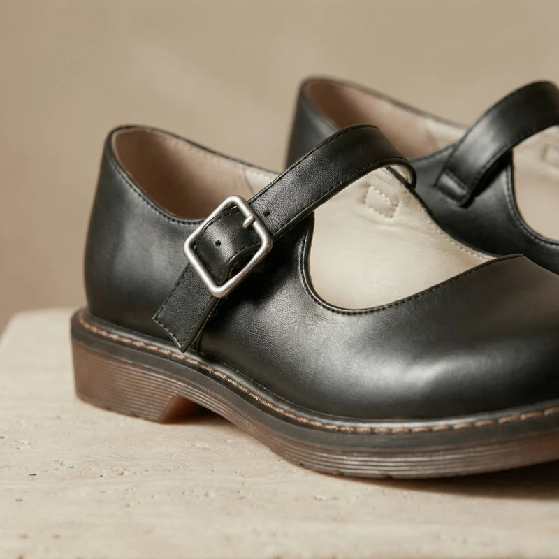 Lydia – Mary Janes aus Vintage-Leder