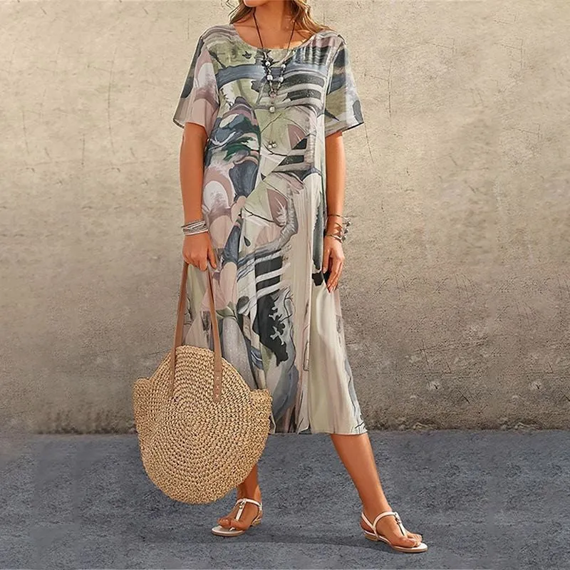 Tori | Lebhaftem Tropenmuster Kleid