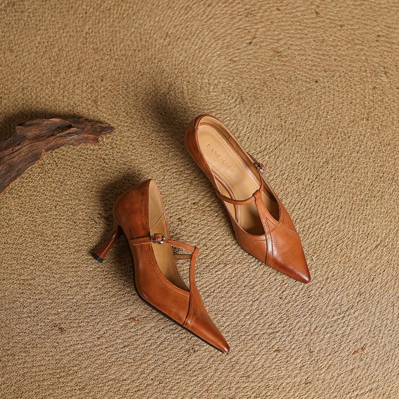 Eloise | Vintage T-Strap Pumps