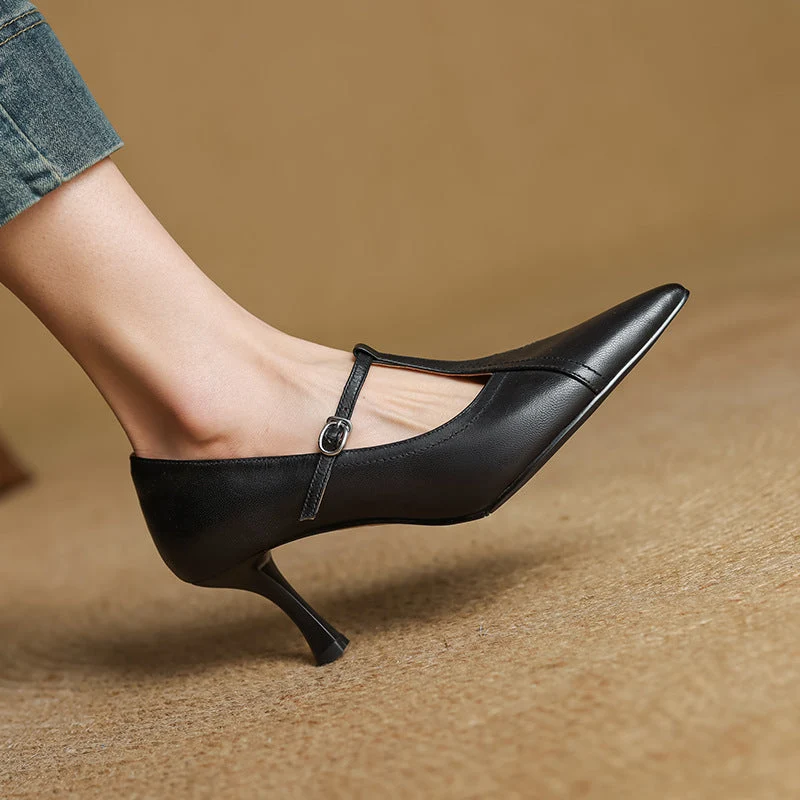 Eloise | Vintage T-Strap Pumps