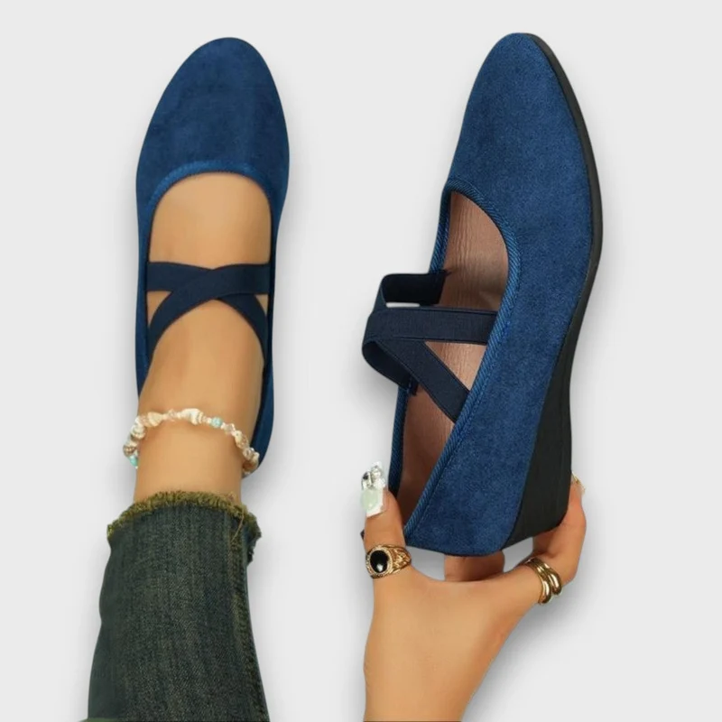 Arelia | Schicke Keilabsatzschuhe mit Überkreuz-Design