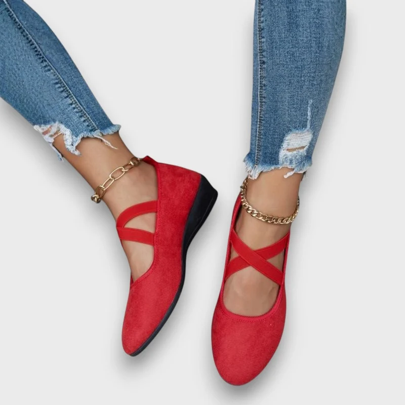 Arelia | Schicke Keilabsatzschuhe mit Überkreuz-Design