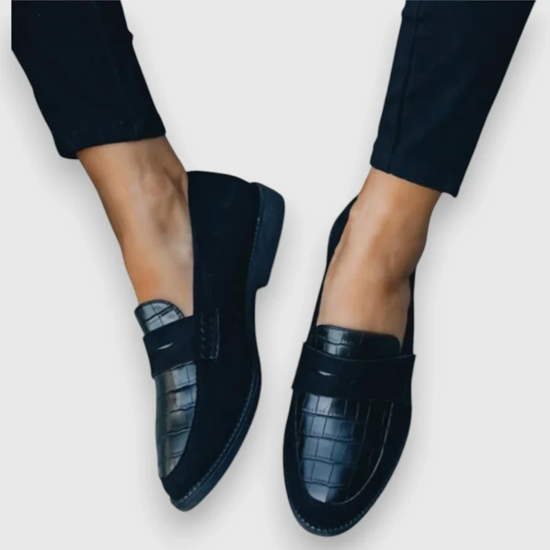 Claudia | Orthopädische handgefertigte Slipper