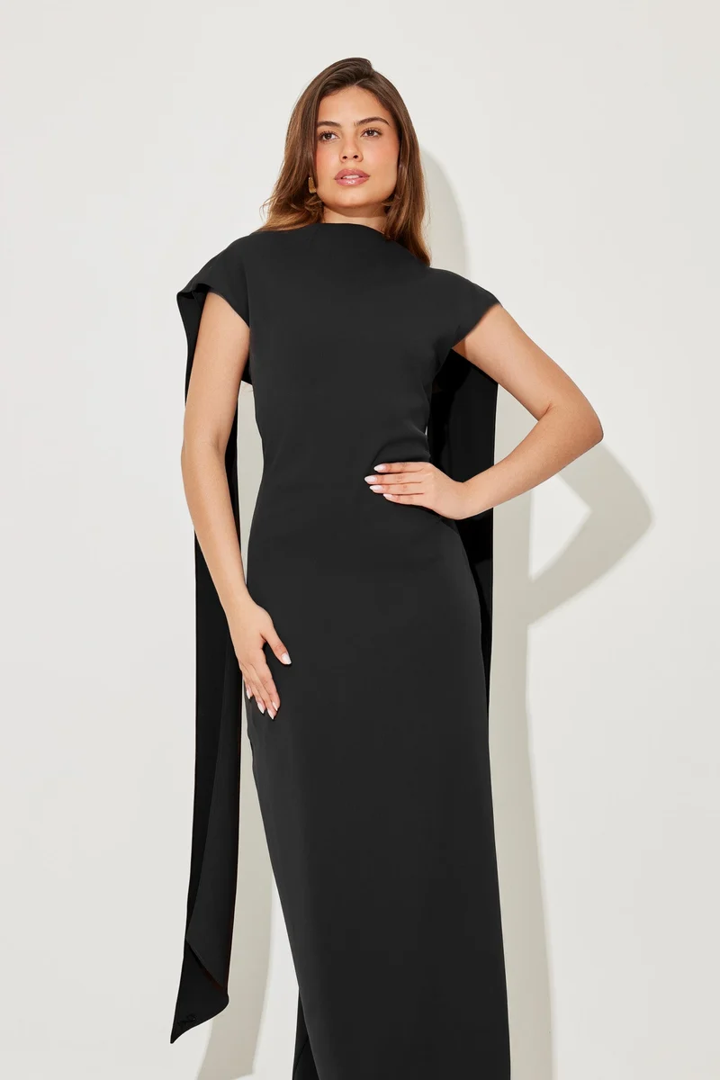 Carina – Drapiertes Maxikleid