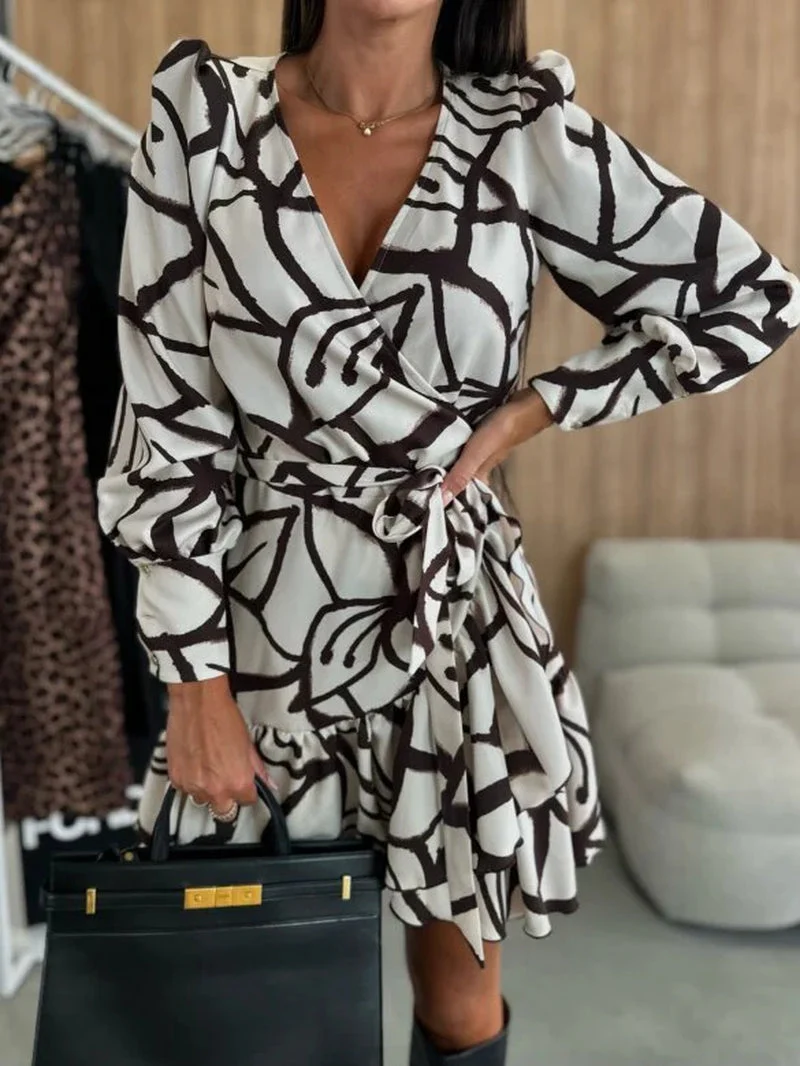 Seloria – Elegantes Minikleid mit Wickelausschnitt und Blumenmuster