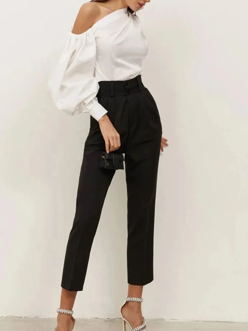 Pauline – Asymmetrische schulterfreie Bluse