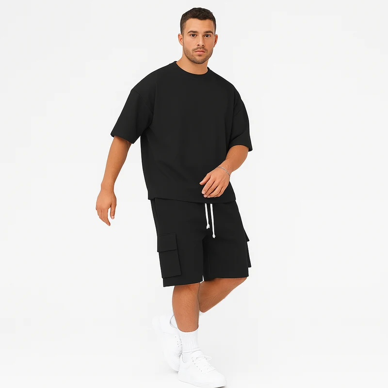 Herren-Sportbekleidungsset – Atmungsaktives Polyester-Rundhals-T-Shirt & Shorts mit Kordelzug und Taschen