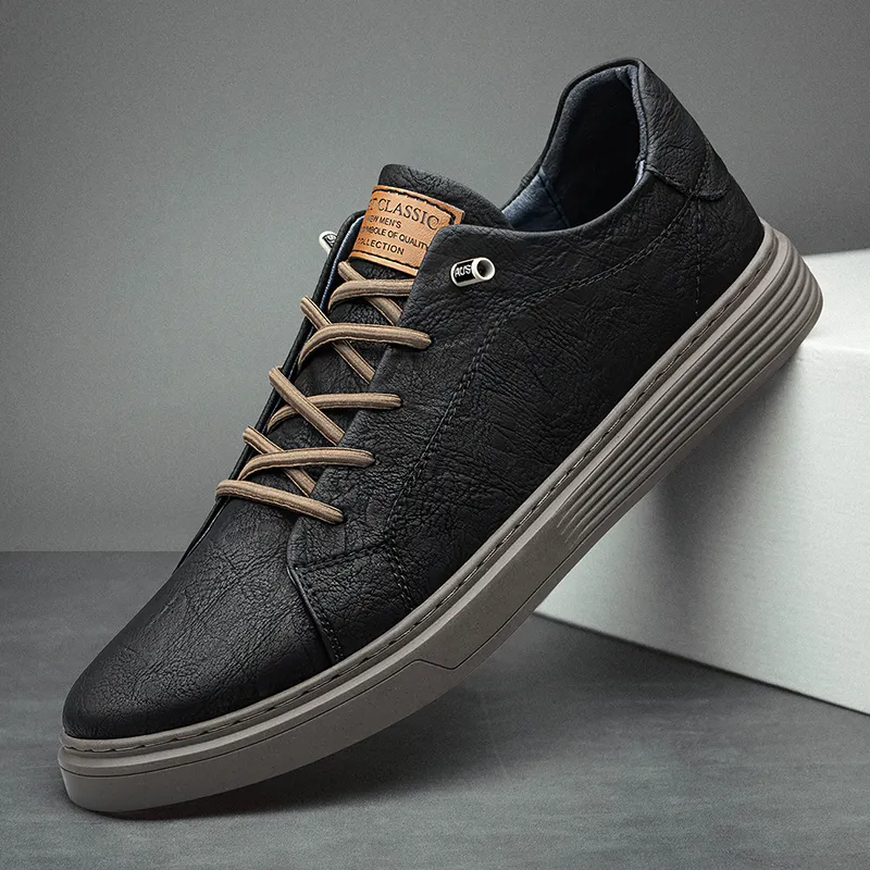 Herren Low-Top Sneakers mit flacher Sohle und Schnürsenkel