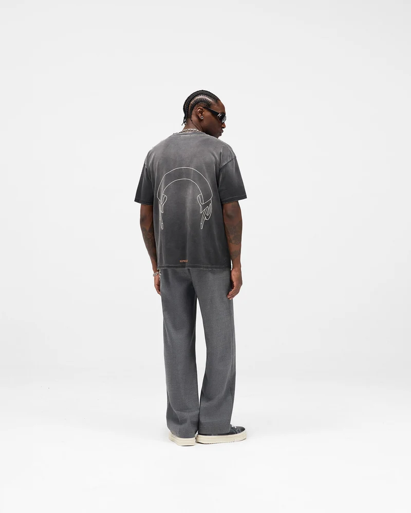Represent Banner T-Shirt - Stained Black