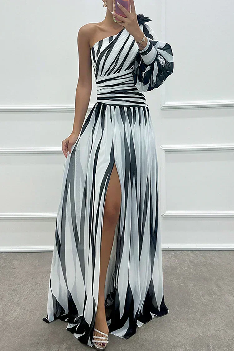 Hazel™ - Elegantes Maxikleid mit Streifen und einem Schulterdesign