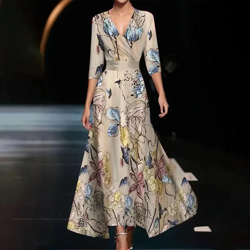 Aria™ - Stilvolles Kleid mit Blumenmuster