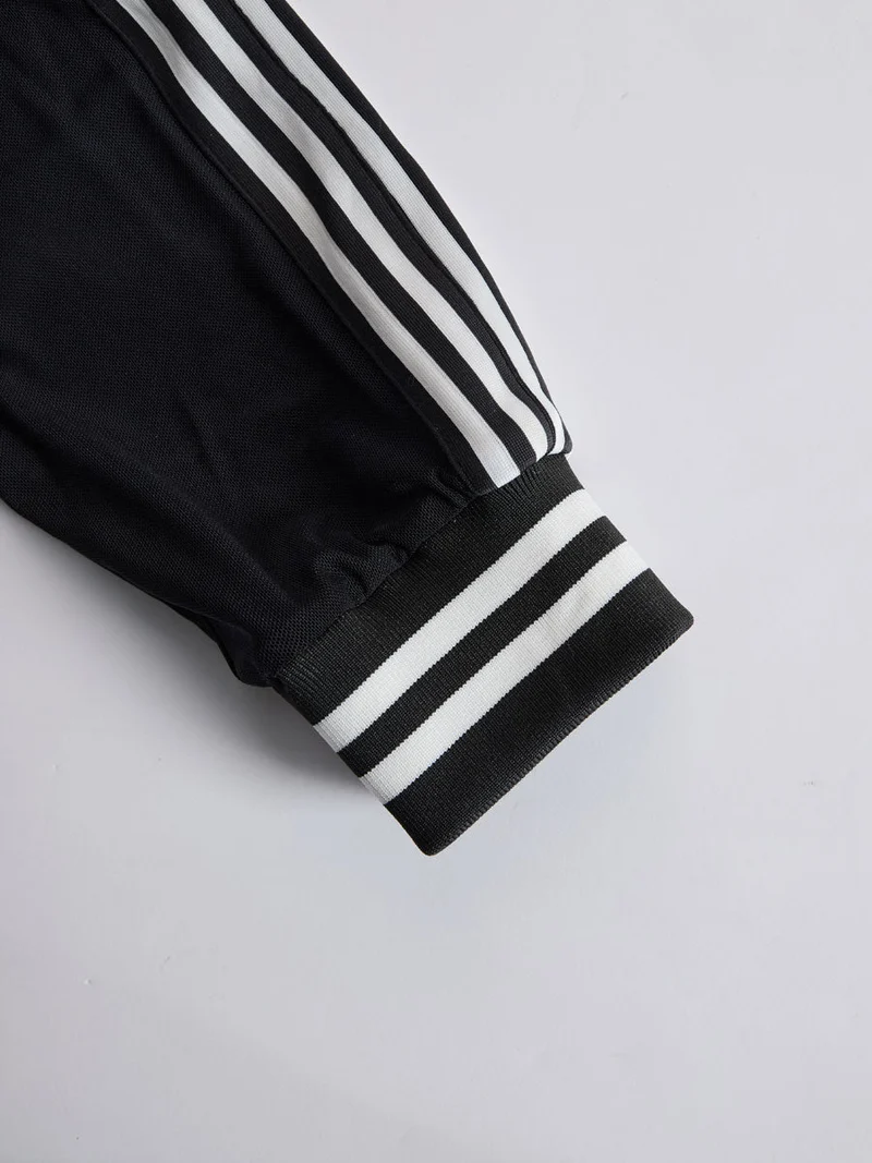Teresa™ – Sportanzug aus Velours