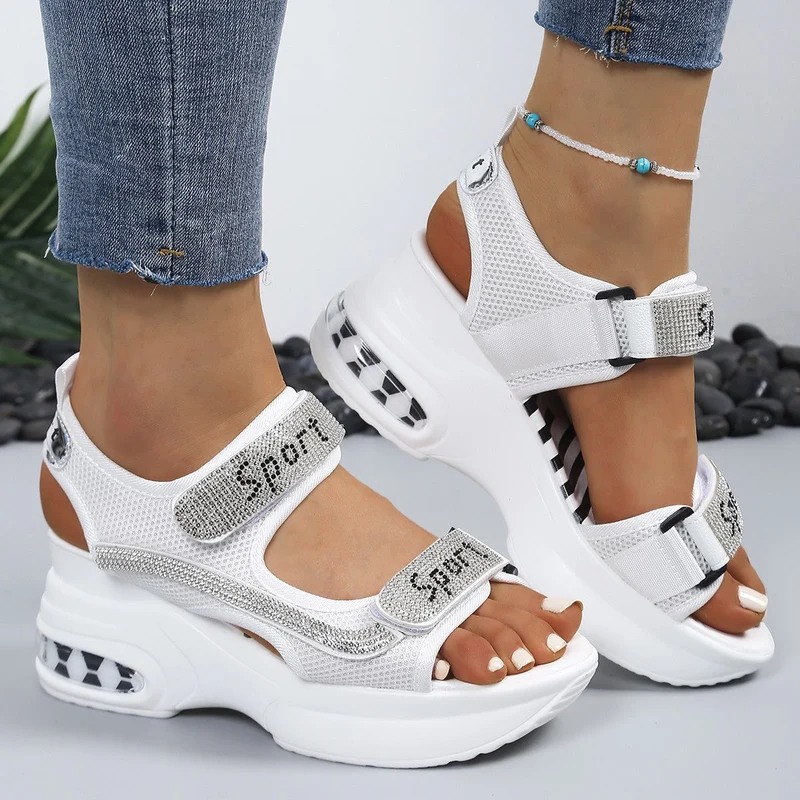 Jerna™ – Sandalen mit Keilabsatz