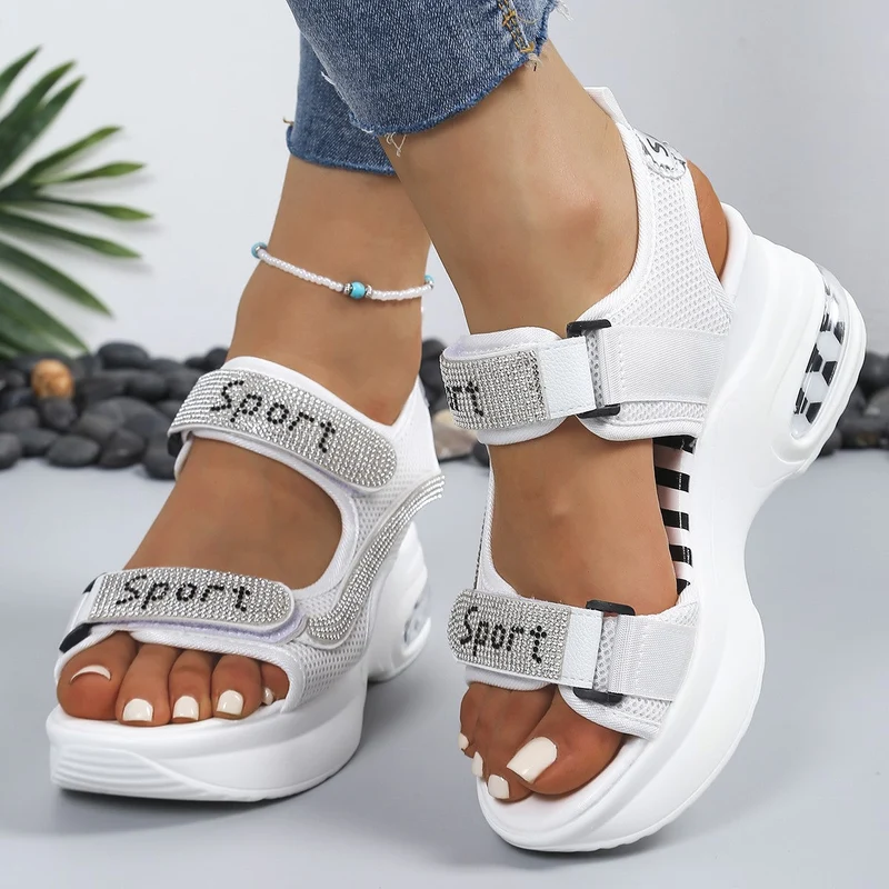 Jerna™ – Sandalen mit Keilabsatz