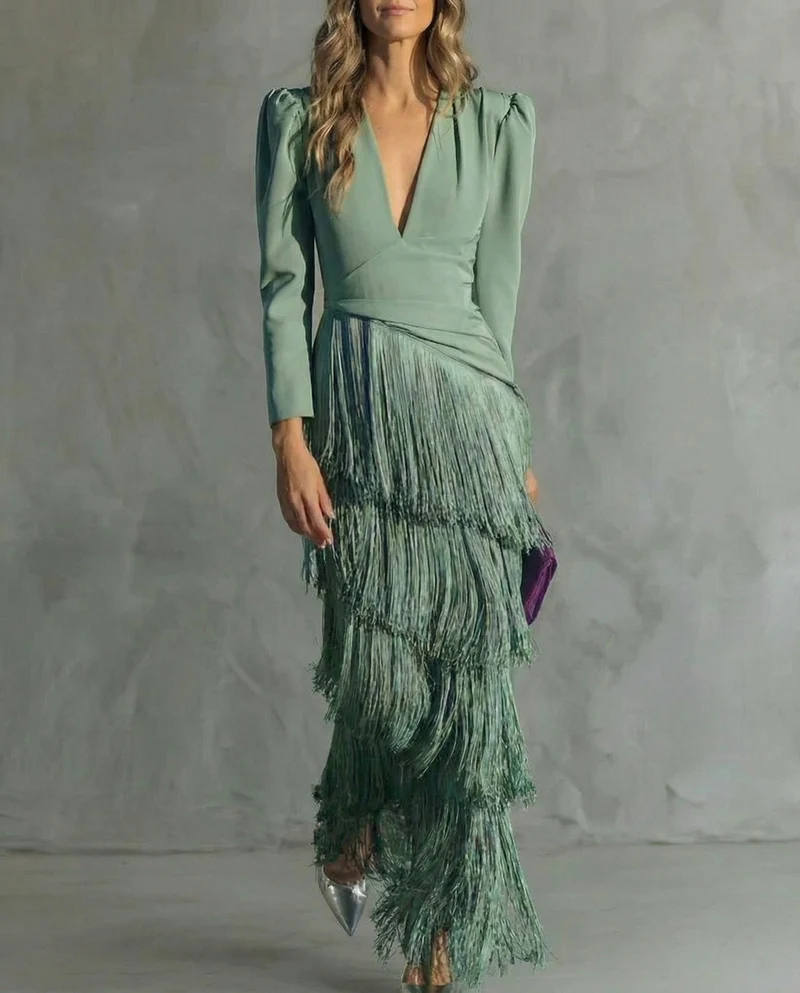 Ciara™ – Elegantes Kleid mit Fransenärmeln
