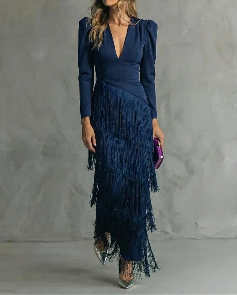 Ciara™ – Elegantes Kleid mit Fransenärmeln
