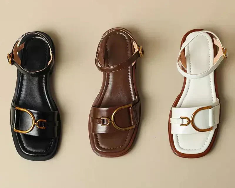 Amara - Sandalen mit Riemen