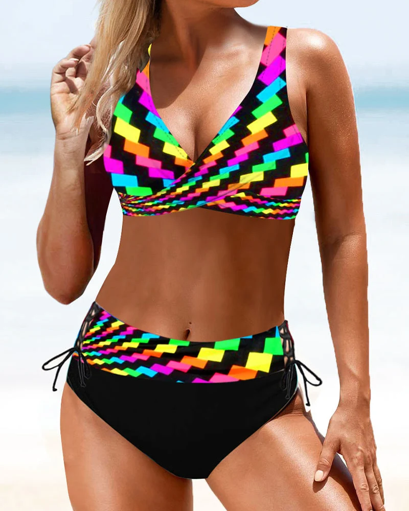 Eva – Buntes und Fröhliches Bikini