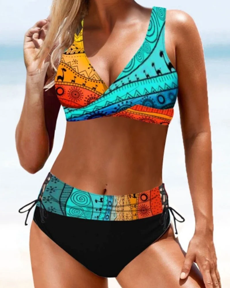 Eva – Buntes und Fröhliches Bikini