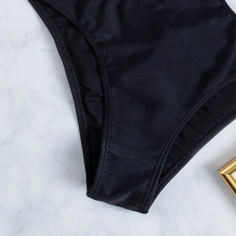 Damen Cut-Out Badeanzug mit tiefem V-Ausschnitt und seitlichen Einschnitten Drune