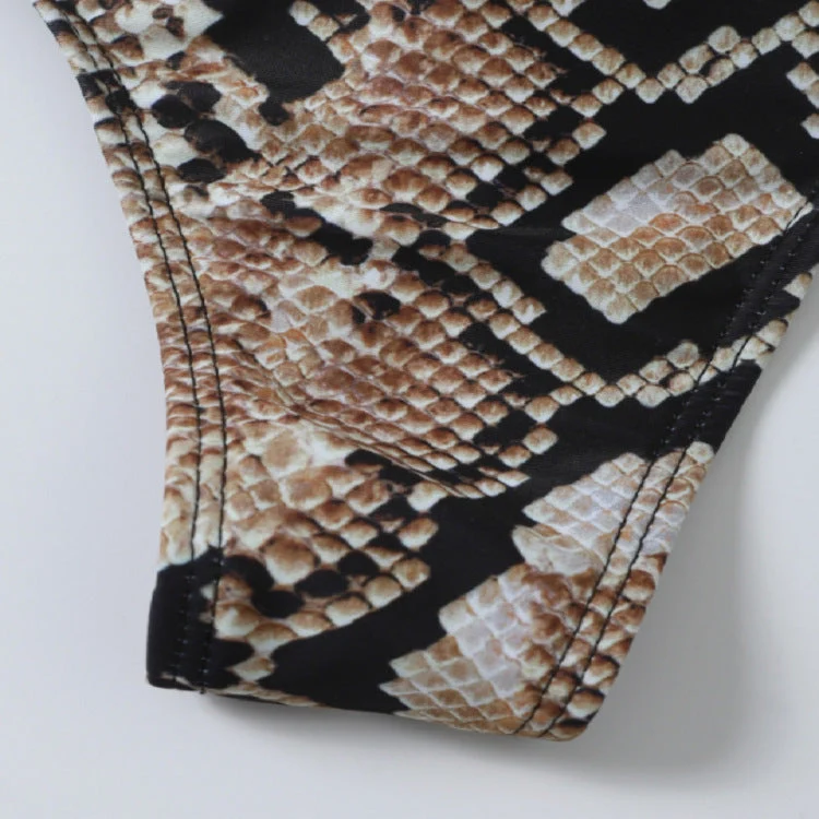Damen Bikiniset mit raffiniertem Schlüsselelement und Snake-Print Drune