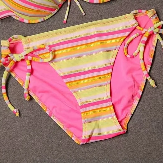 Damen Bikini-Set mit verspieltem Bindesystem und elegantem Volant Drune