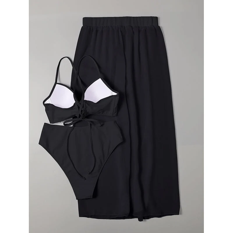 Damen Bikini-Set mit hochgeschnittenem Höschen und luftiger Wickelrock Drune