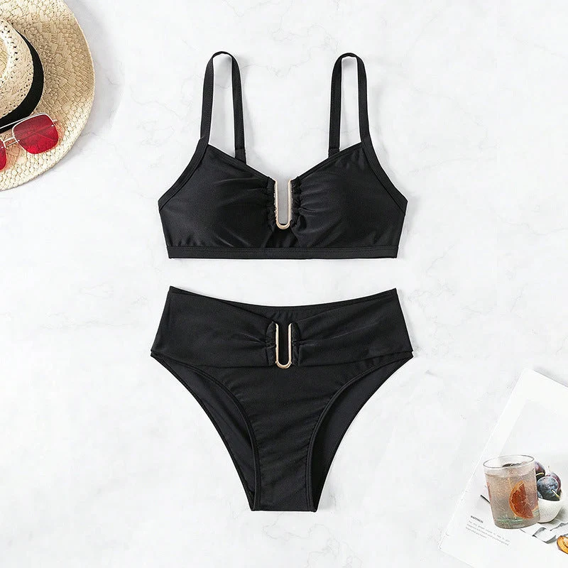Damen Bikini-Set mit eleganten Rüschendetails und modischem Goldakzent Drune