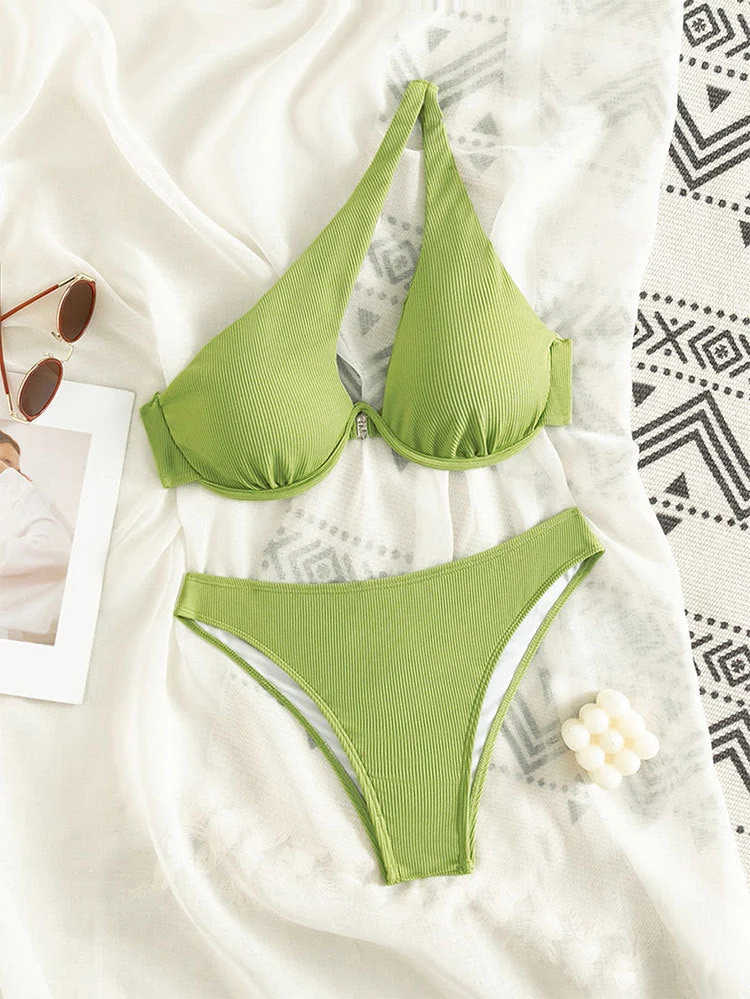 Damen Bikini-Set mit dreieckigem Oberteil und hoch geschnittenem Unterteil Drune