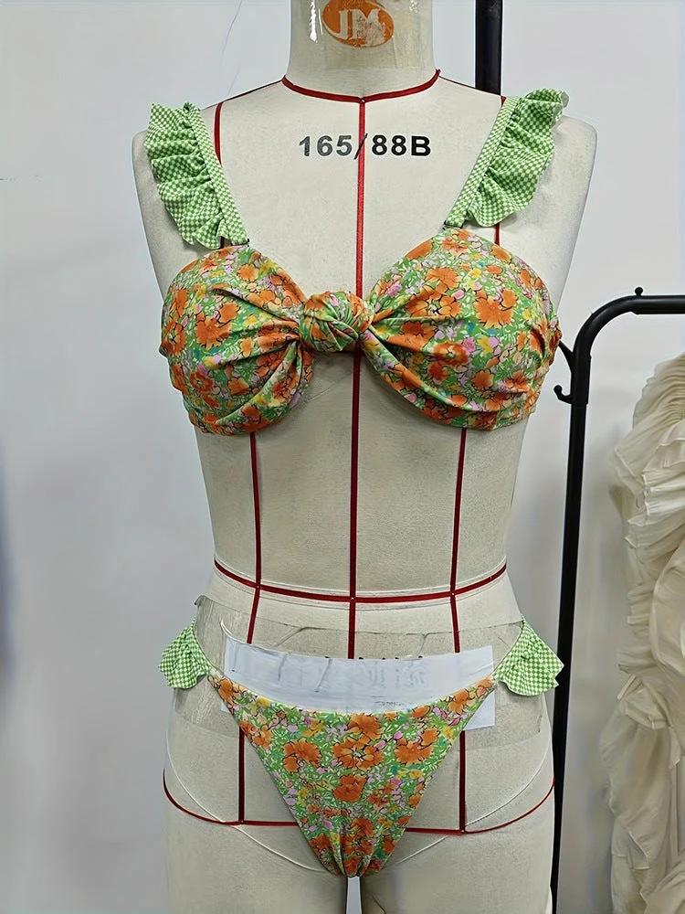Damen Bikini mit bunten Rüschen und floralem Design Drune