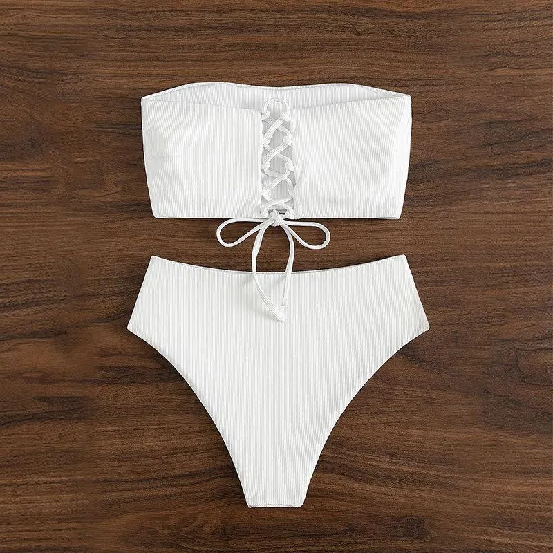 Damen Bandeau-Bikini mit verstellbarem Höschen und raffiniertem Design Drune