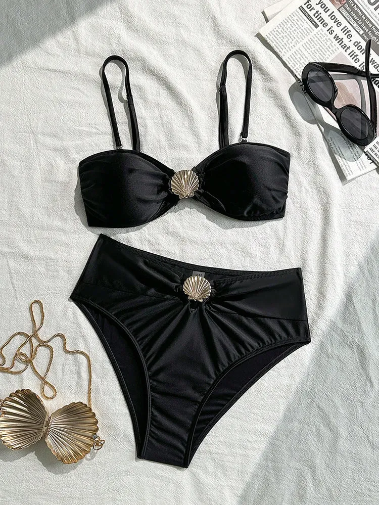 Damen Bandeau-Bikini mit elegantem Muschel-Detail und hohem Beinausschnitt Drune