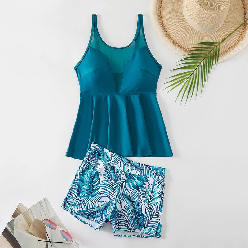 Damen Badeanzug mit fließendem Oberteil und sportlichen Shorts Drune