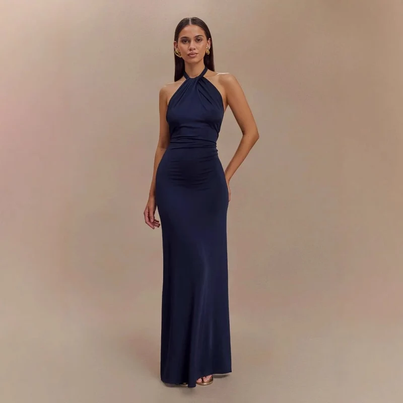 Adrianna | Elegantes Maxi-Halterkleid