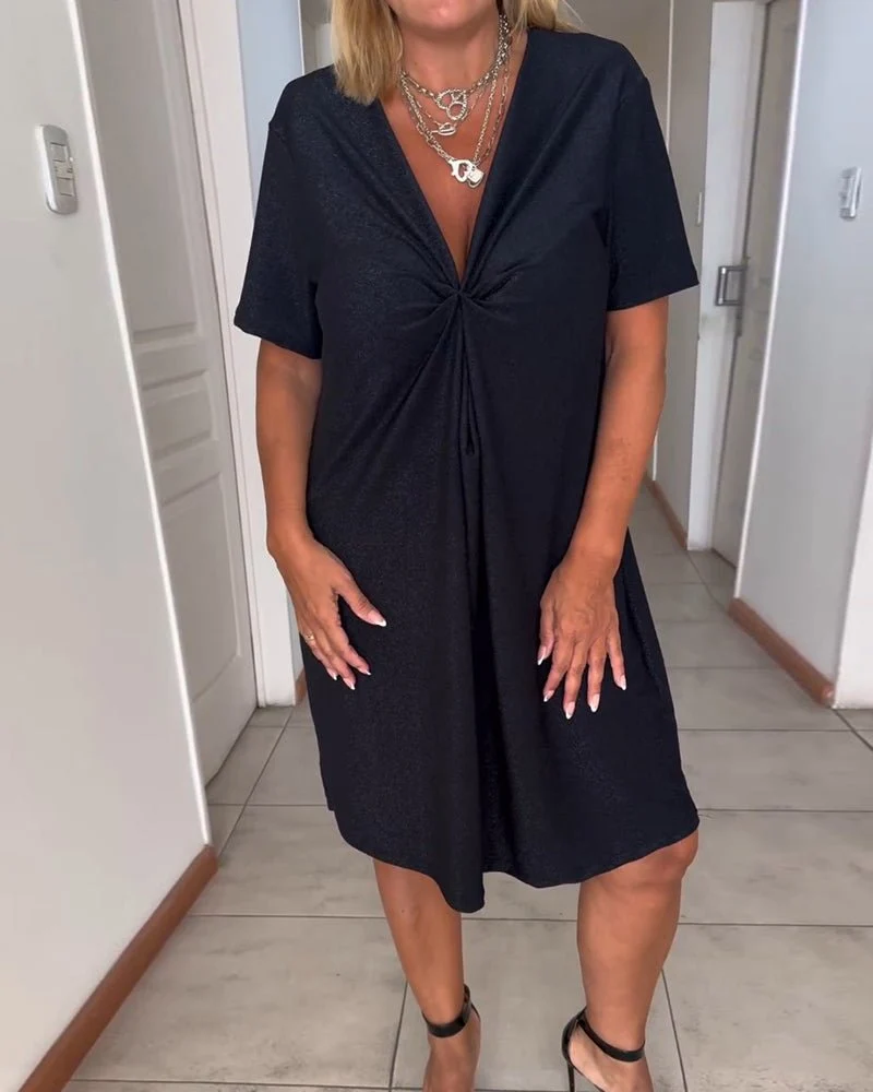 Els | Kleid mit kurzen Ärmeln und V-Ausschnitt