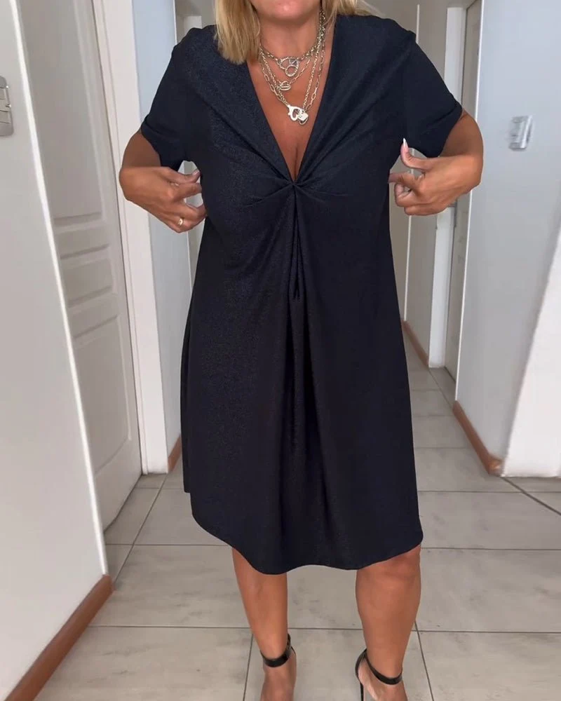 Els | Kleid mit kurzen Ärmeln und V-Ausschnitt