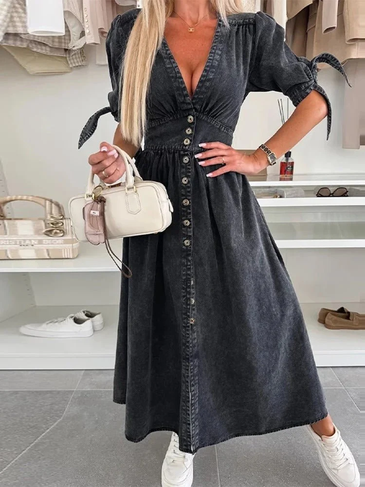 Clarina | Kleid mit tiefem V-Ausschnitt und Schlitz