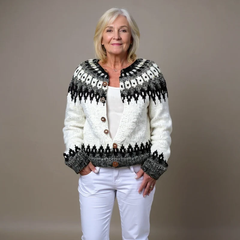 Natasha | Vintage Isländische Strickjacke