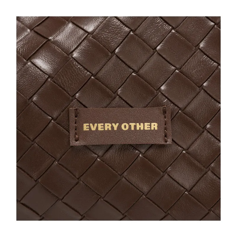 Every Other Single Strap Shoulder Bag - Brown