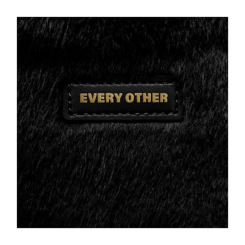 Every Other Baguette Cross Body Shoulder Bag - Black