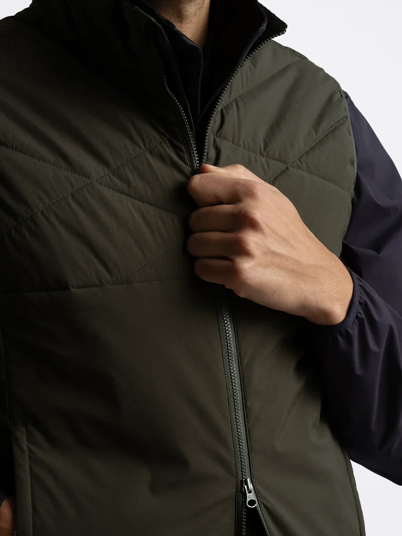 M CREEK WIND VEST DARK PINE