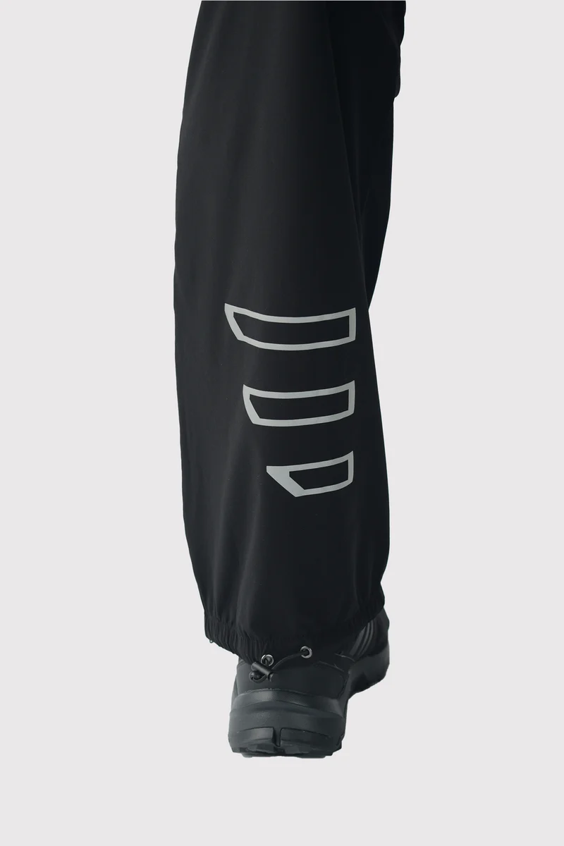 Urban Survival Kit - Blue Jacket - Black pants - Damen