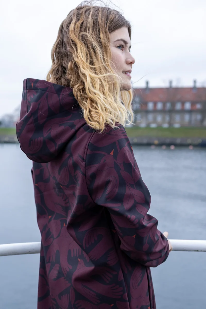 Danefae Danekarla Softshell Black/Dark Wine Birdie up